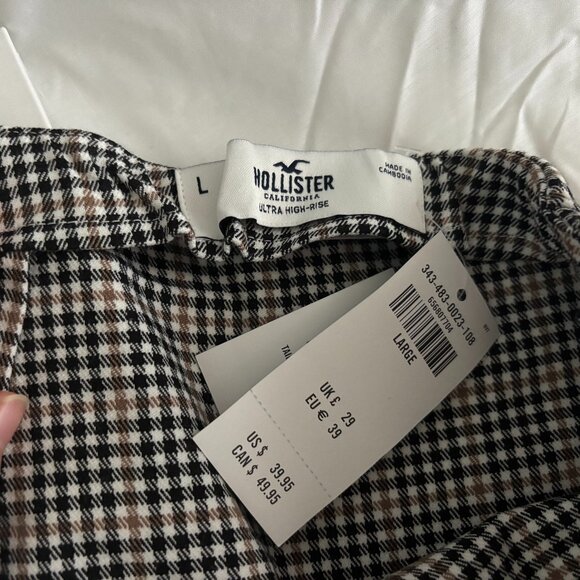 Hollister Skirt with Slit - Picture 3 of 3